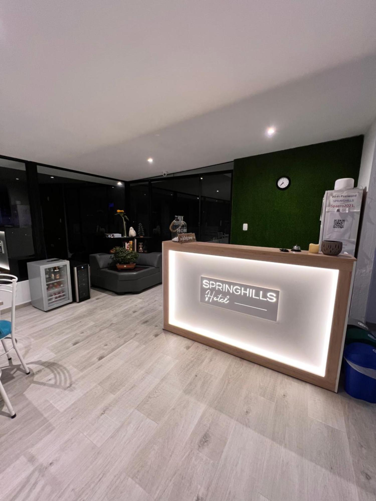 Springhills Quito Airport Ξενοδοχείο Tababela Εξωτερικό φωτογραφία