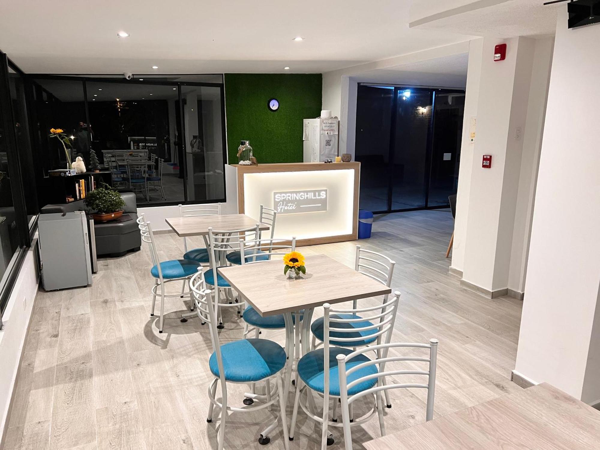Springhills Quito Airport Ξενοδοχείο Tababela Εξωτερικό φωτογραφία